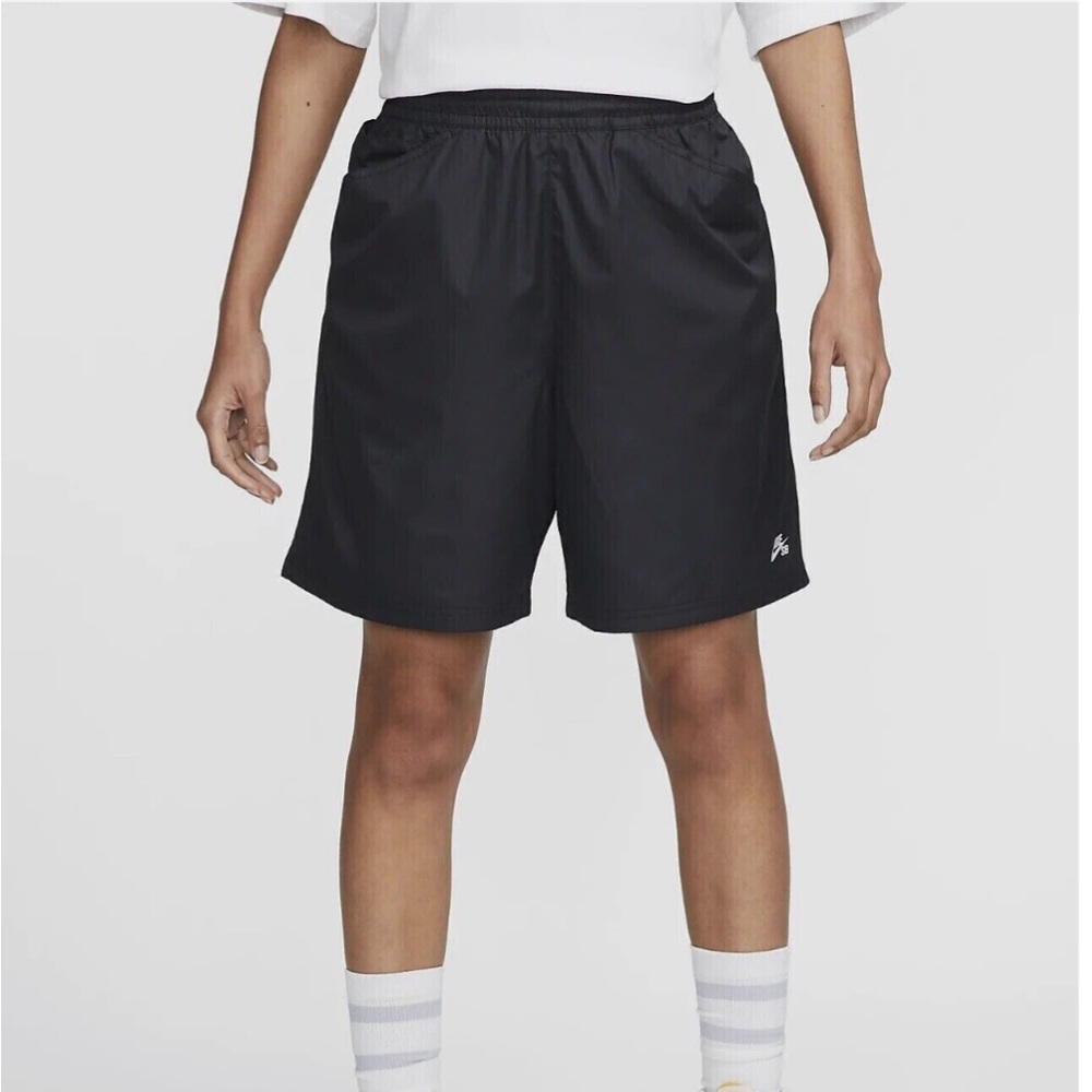 ✔️NWT✔️ NIKE SB Skate Chino Shorts